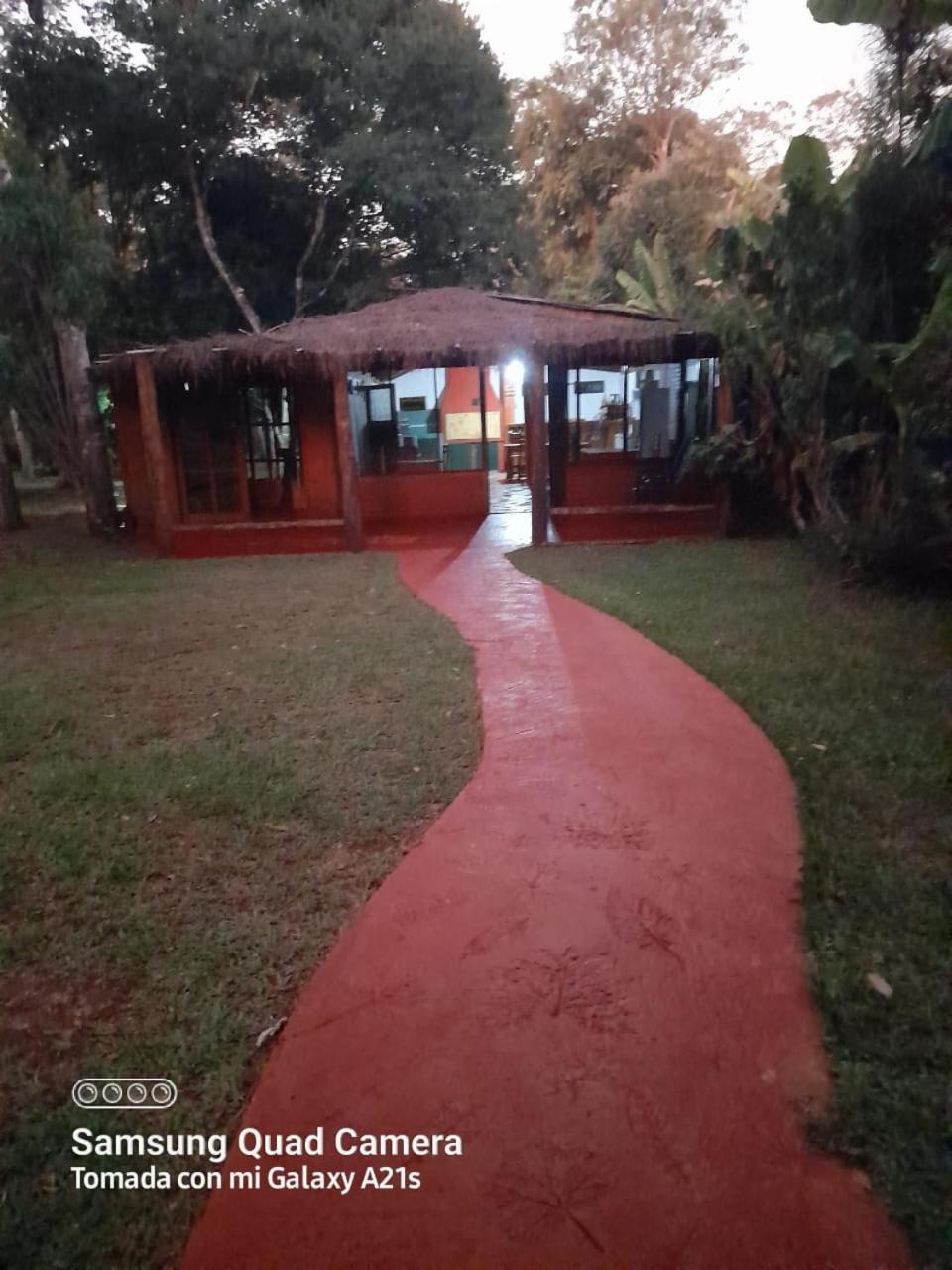 Yasi Yatere Reserva Agroecologica El Soberbio Exterior photo